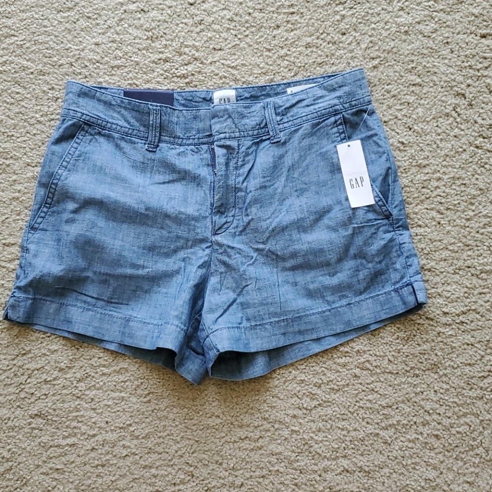 Gap shorts